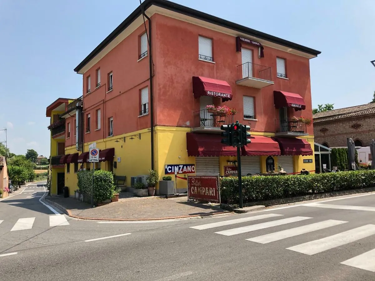 Irides Rooms A Un Passo Dai Parchi Divertimento Lazise Italien
